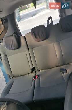 Минивэн Renault Lodgy 2013 в 