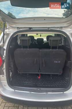 Минивэн Renault Lodgy 2016 в 