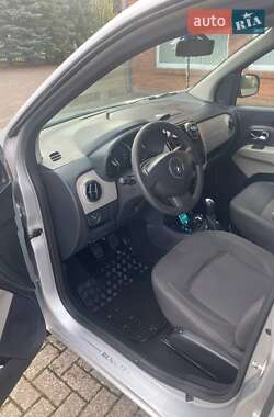 Минивэн Renault Lodgy 2016 в 