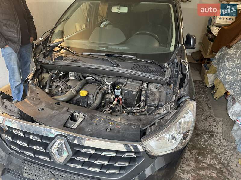 Минивэн Renault Lodgy 2017 в Днепре