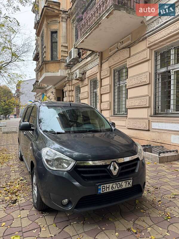 Renault Lodgy 2016 Renault Lodgy 2016