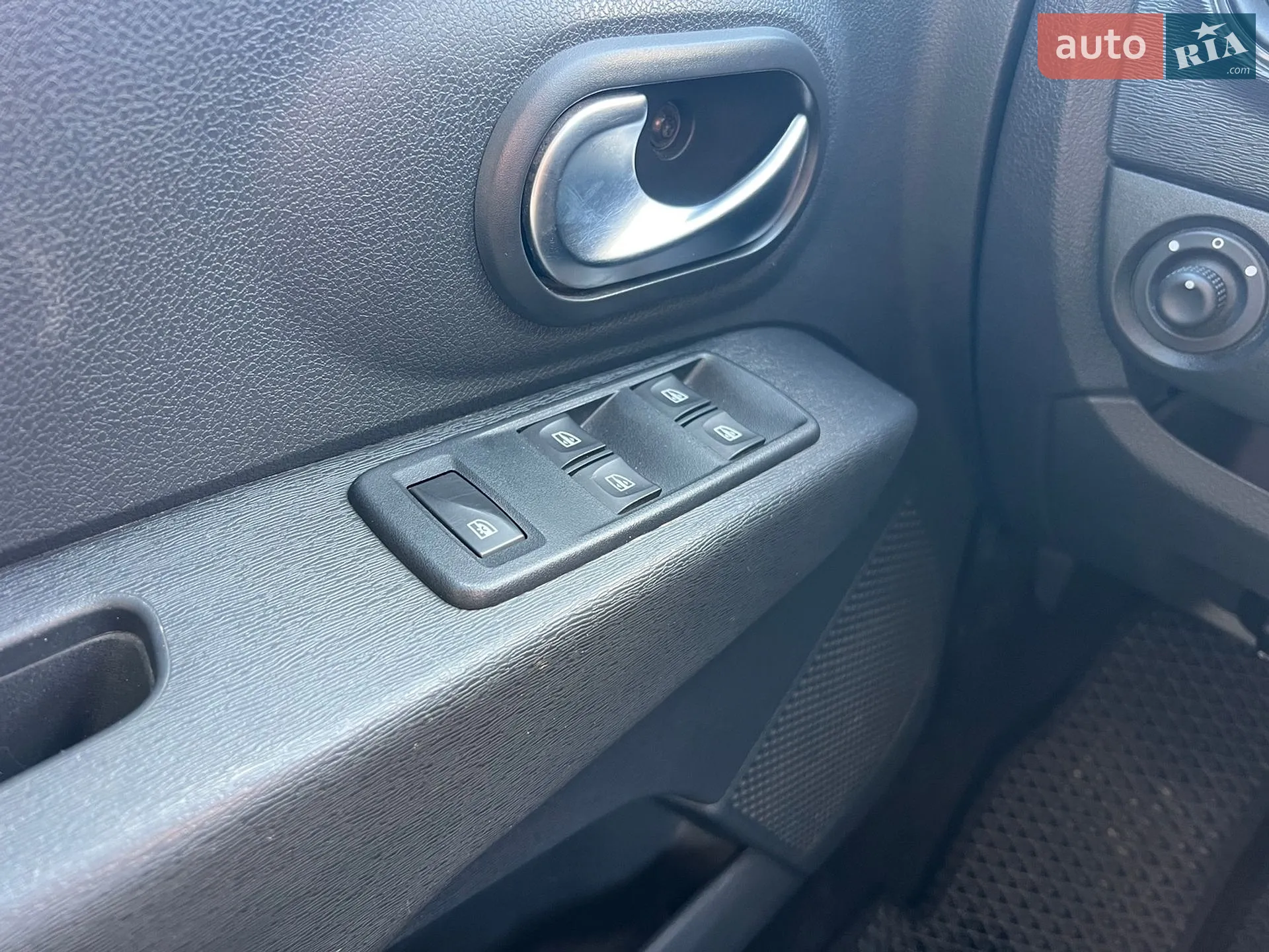 2020 Renault Lodgy - мініатюра 26