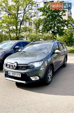 Универсал Renault Logan MCV Stepway 2017 в Киеве