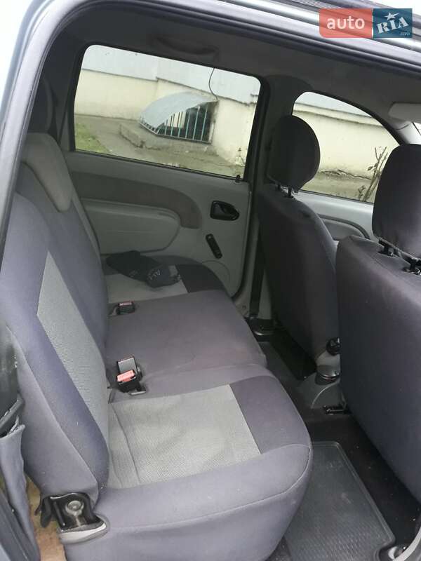 Универсал Renault Logan MCV 2010 в Николаеве фото 2 Универсал Renault Logan MCV 2010 в Николаеве