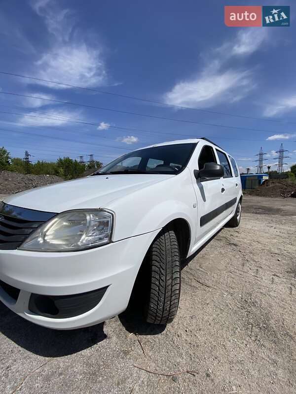 Універсал Renault Logan MCV 2012 в Запоріжжі