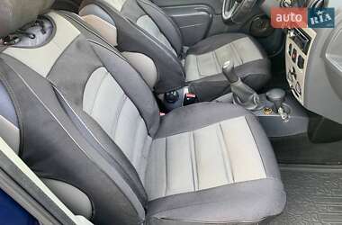 Универсал Renault Logan MCV 2010 в 