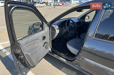 Універсал Renault Logan MCV 2010 в  фото 5 Універсал Renault Logan MCV 2010 в