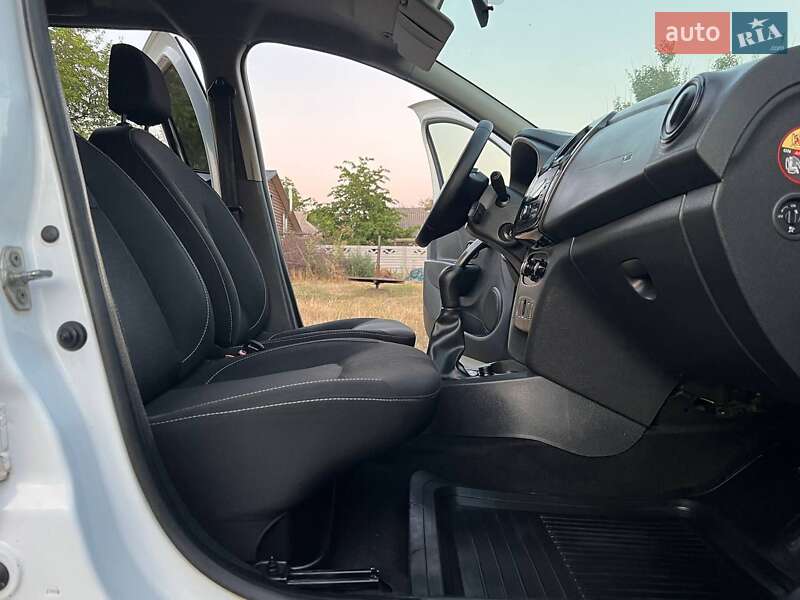 Универсал Renault Logan MCV 2019 в Петрове