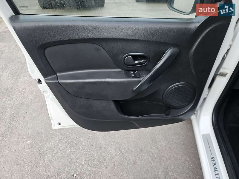 Універсал Renault Logan MCV 2015 в Вінниці