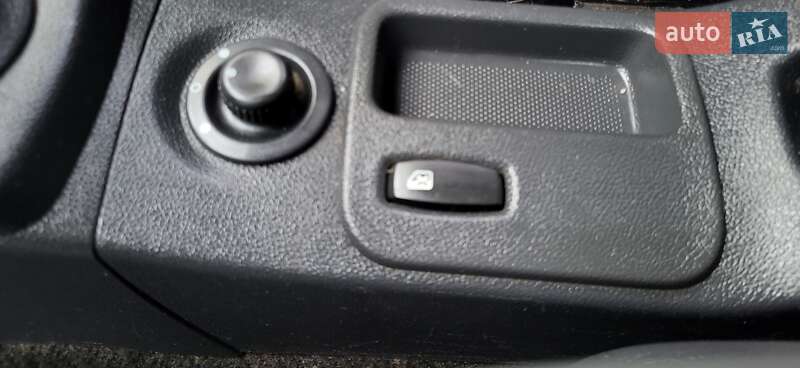 Універсал Renault Logan MCV 2010 в Жовтих Водах