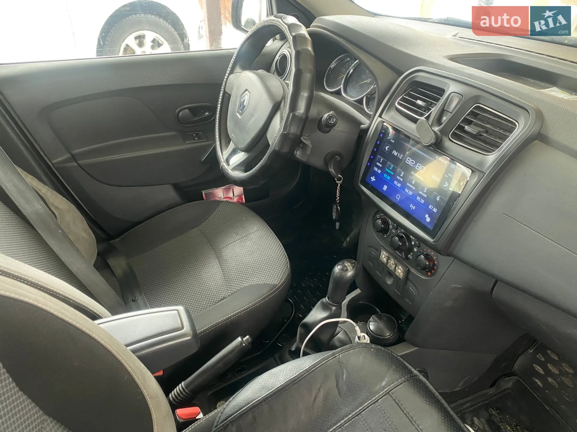 2016 Renault Logan - мініатюра 5
