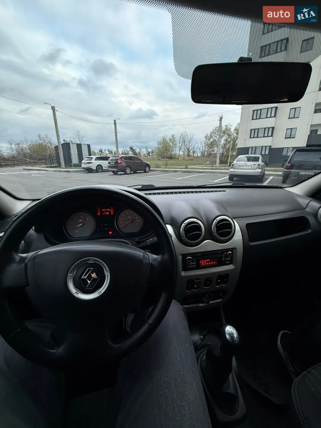 2012 Renault Logan - мініатюра 13