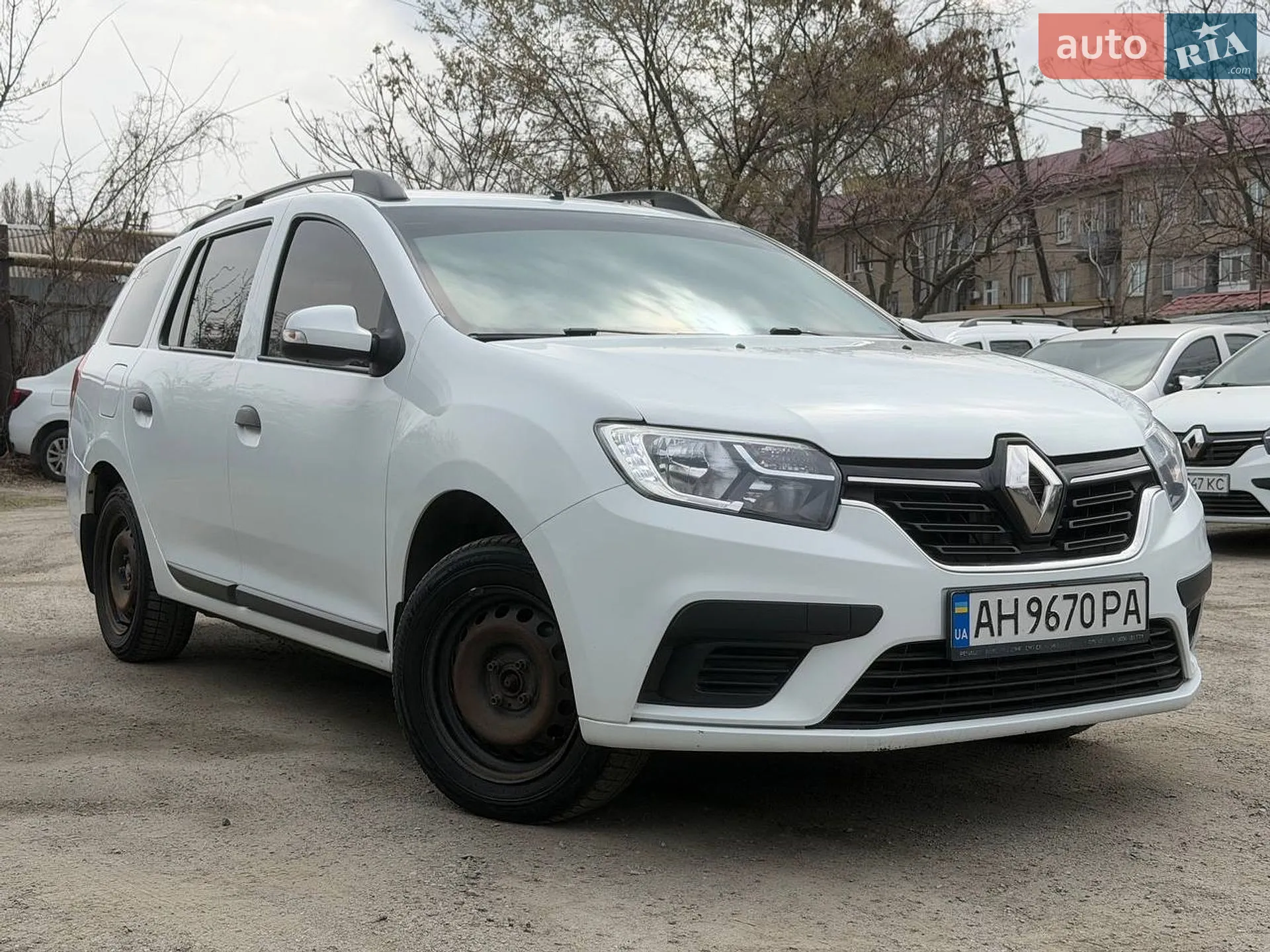 2020 Renault Logan - мініатюра 3