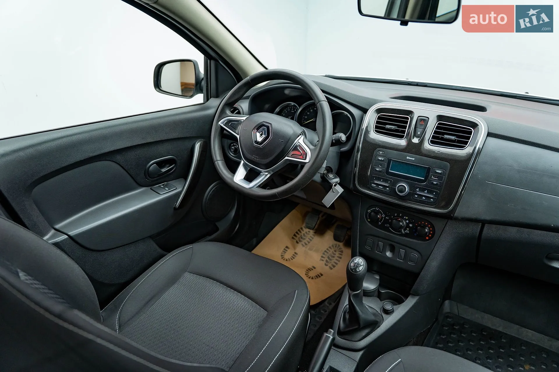 2019 Renault Logan - мініатюра 12