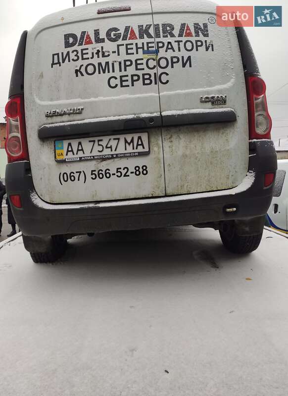 Грузовой фургон Renault Logan Van 2011 в 