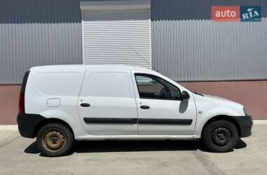 Грузовой фургон Renault Logan Van 2011 в 