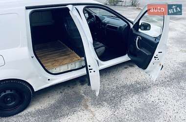 Грузовой фургон Renault Logan Van 2012 в 
