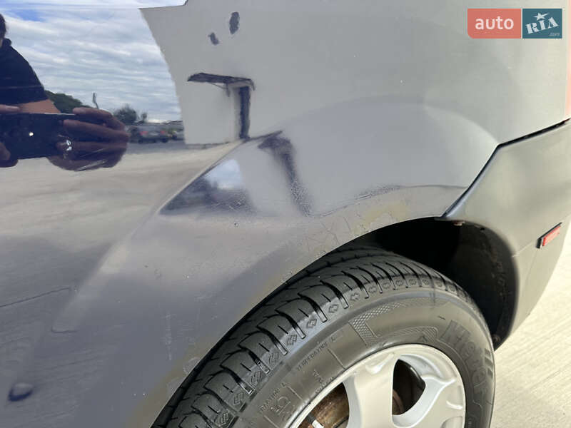 Грузовой фургон Renault Logan Van 2010 в Луцке фото 10 Грузовой фургон Renault Logan Van 2010 в Луцке