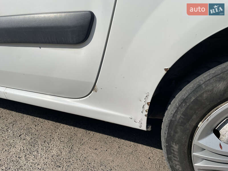 Грузовик Renault Logan Van 2010 в Кирнасовке фото 6 Грузовик Renault Logan Van 2010 в Кирнасовке