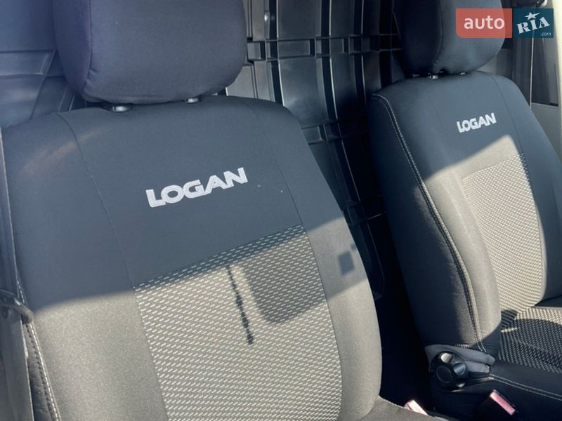 Грузовой фургон Renault Logan Van 2010 в Светловодске