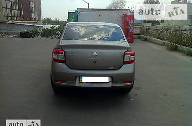 Седан Renault Logan 2013 в 