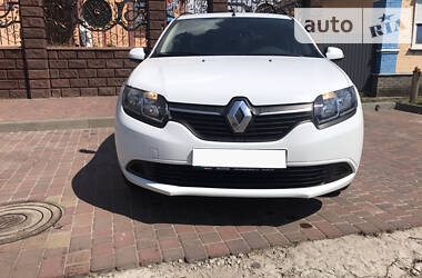 Седан Renault Logan 2013 в 