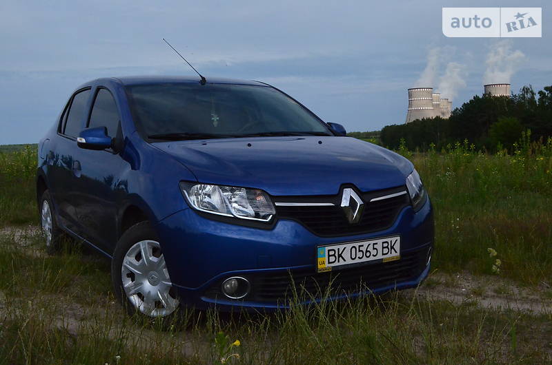 Седан Renault Logan 2013 в Вараше