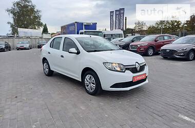 Седан Renault Logan 2016 в Полтаве