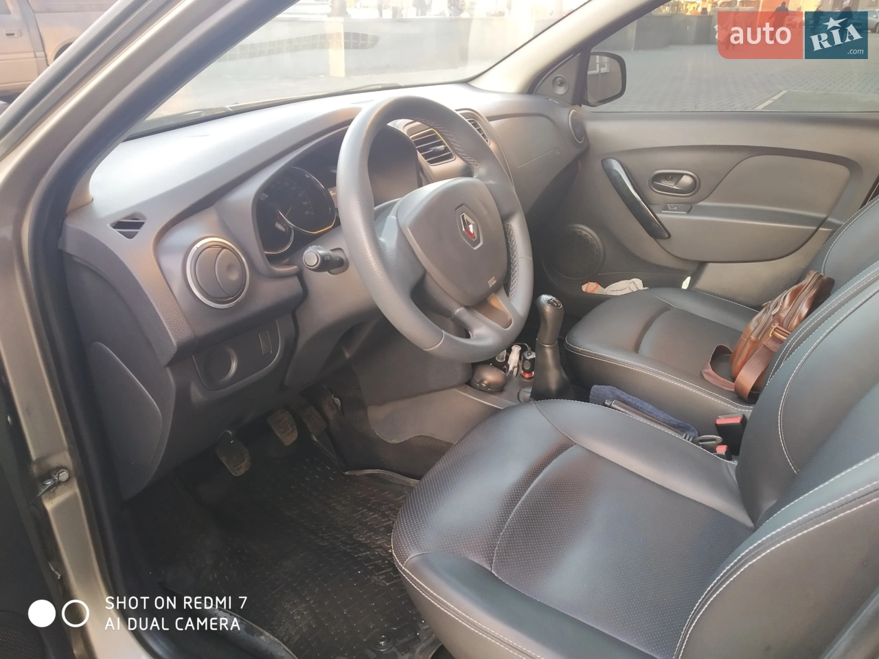 2013 Renault Logan - мініатюра 10