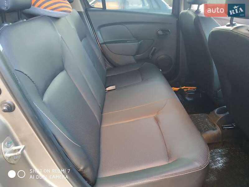 Универсал Renault Logan 2013 в Умани
