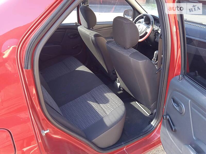 Седан Renault Logan 2012 в Запорожье фото 7 Седан Renault Logan 2012 в Запорожье