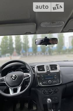 Седан Renault Logan 2018 в Киеве