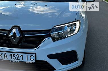 Седан Renault Logan 2019 в 