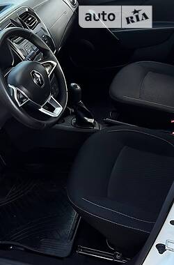 Седан Renault Logan 2019 в 