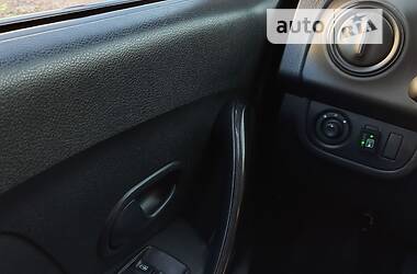 Седан Renault Logan 2019 в 