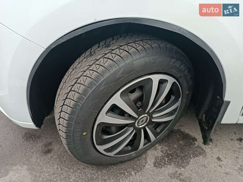 Седан Renault Logan 2017 в Умани