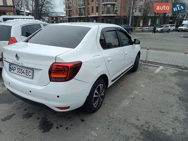 Седан Renault Logan 2017 в Умани