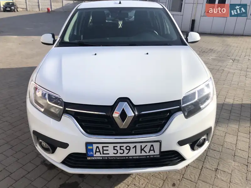 Renault Logan 2018