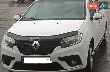 Седан Renault Logan 2017 в Днепре