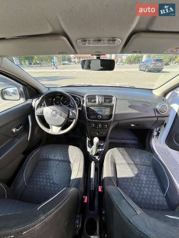 Седан Renault Logan 2013 в Броварах