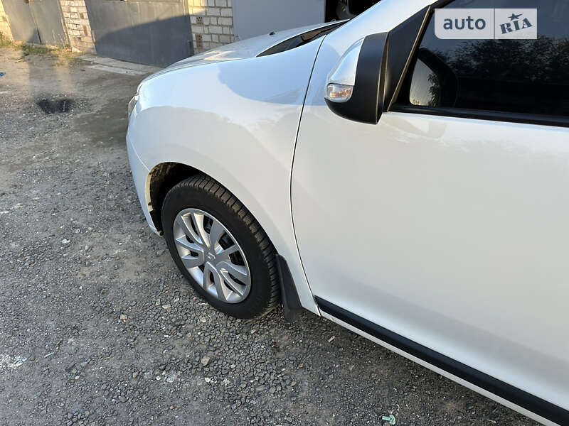 Седан Renault Logan 2018 в Днепре фото 8 Седан Renault Logan 2018 в Днепре
