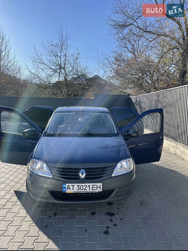 Седан Renault Logan 2009 в Ивано-Франковске