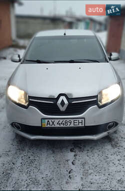 Седан Renault Logan 2013 в Харкові