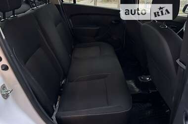Седан Renault Logan 2019 в 