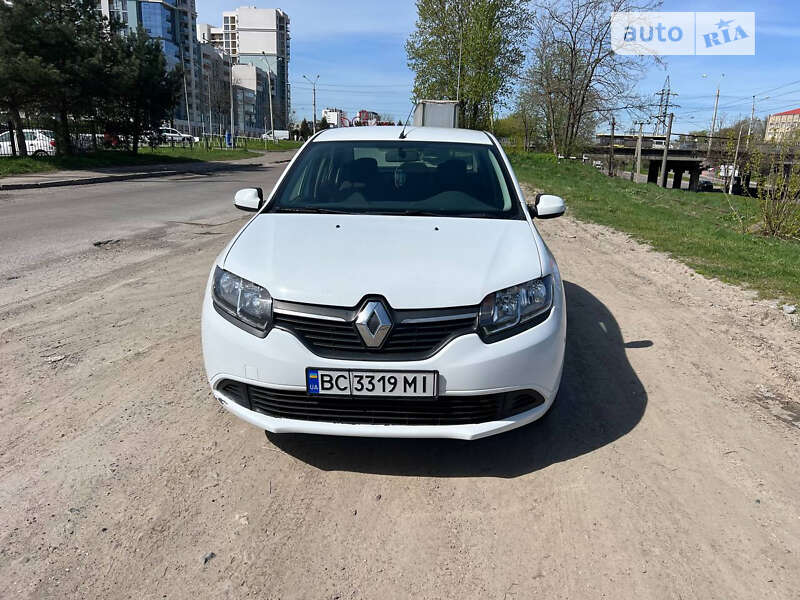 Седан Renault Logan 2016 в Львові