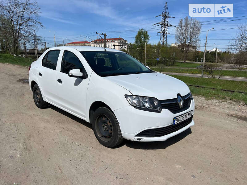 Седан Renault Logan 2016 в Львові