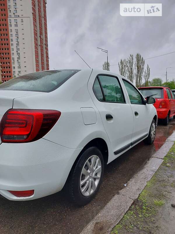 Седан Renault Logan 2020 в Киеве