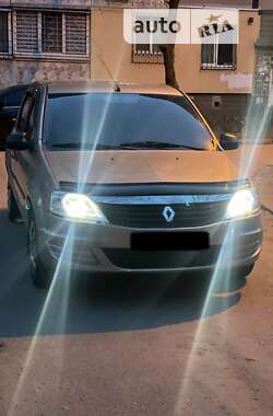 Седан Renault Logan 2011 в Дніпрі