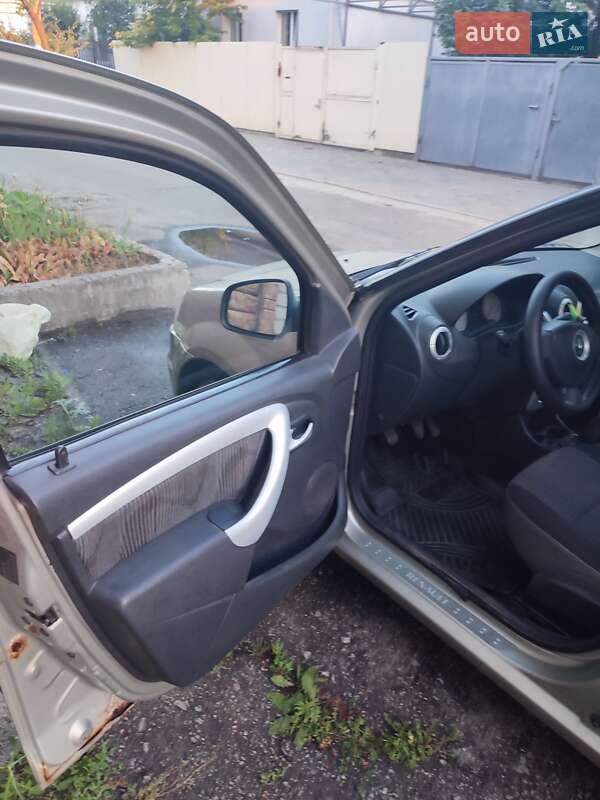 Універсал Renault Logan 2010 в Харкові