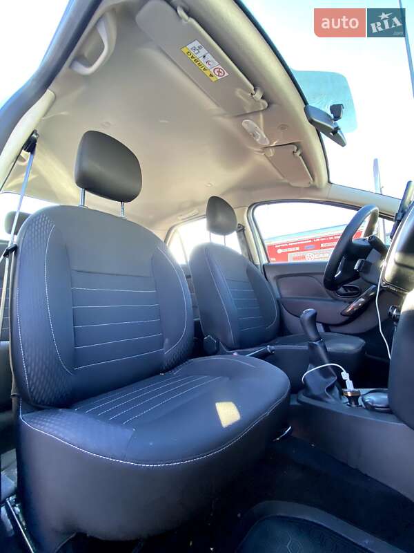 Седан Renault Logan 2021 в Киеве